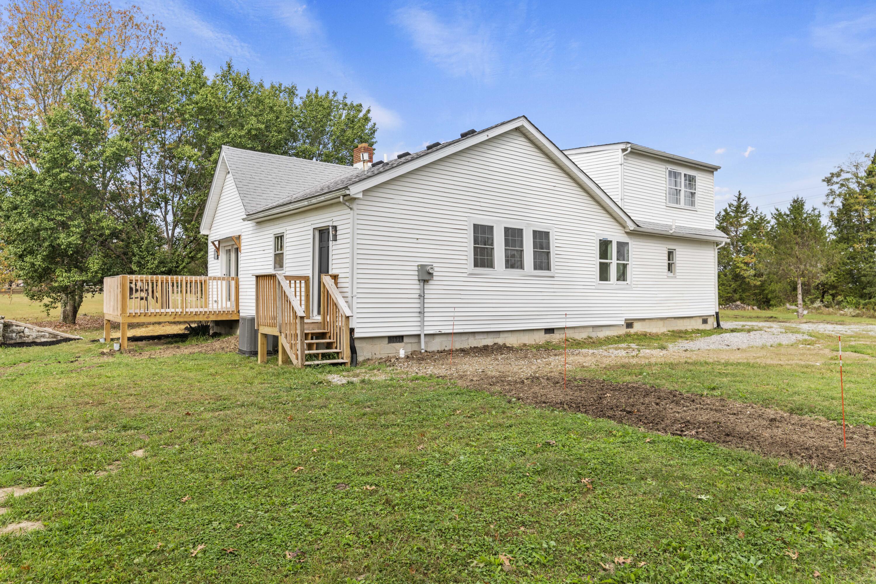 2430 Log Lick Road Winchester, KY 40391 - Photo 10 of 96 20231005-2430-Log-Lick-Rd-TEMedia-010