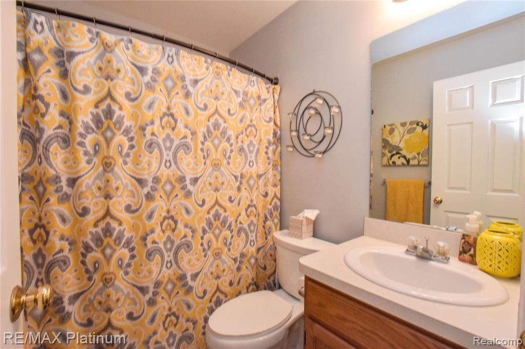 398 Springwell Lane Howell, MI 48843 - Photo 25 of 30