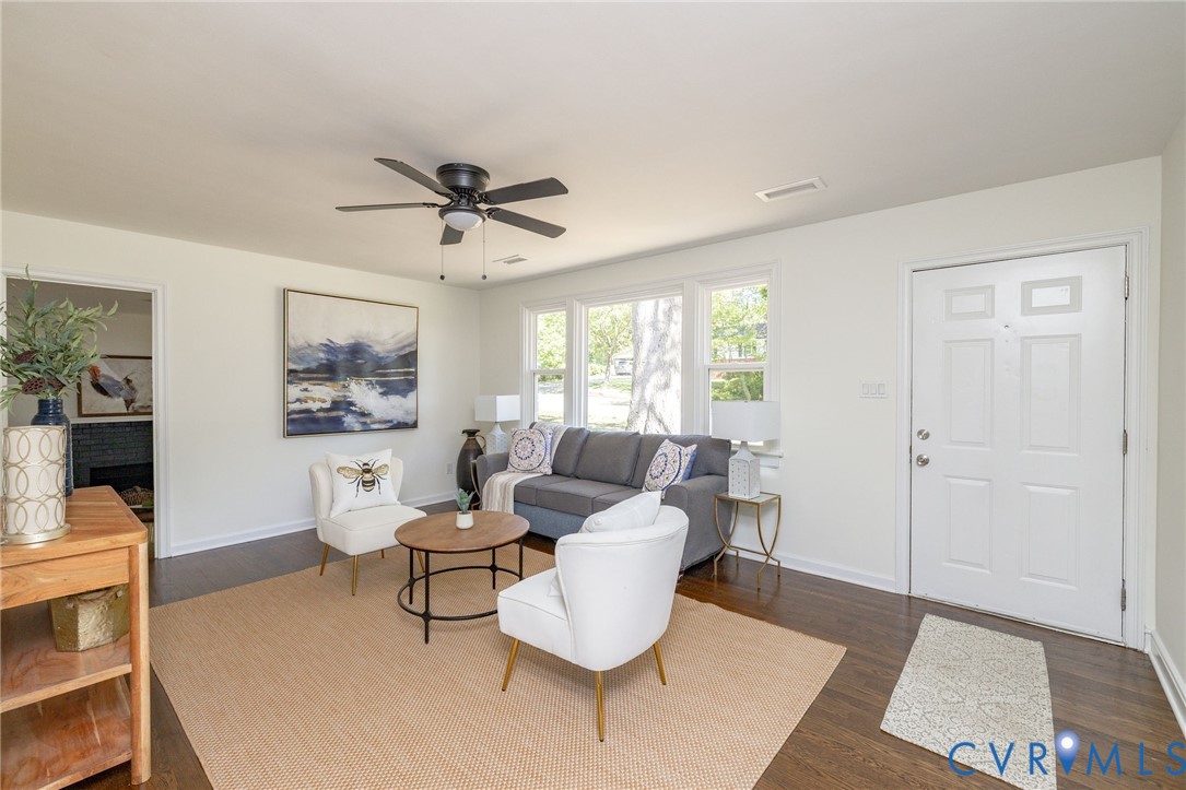 2212 Manlyn Road Henrico, VA 23229 - Photo 6 of 40 Gallery Image 6