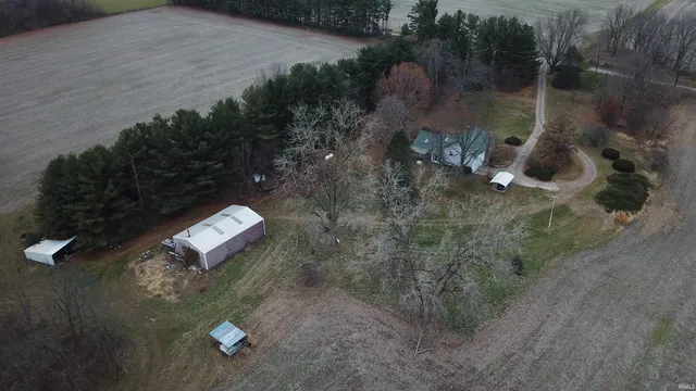 $1,150,000 | 15871 18th Road, Argos, IN 46501