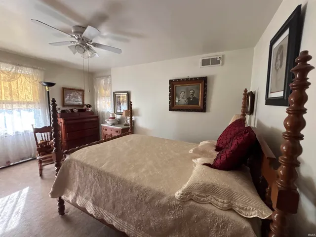 $1,150,000 | 15871 18th Road, Argos, IN 46501