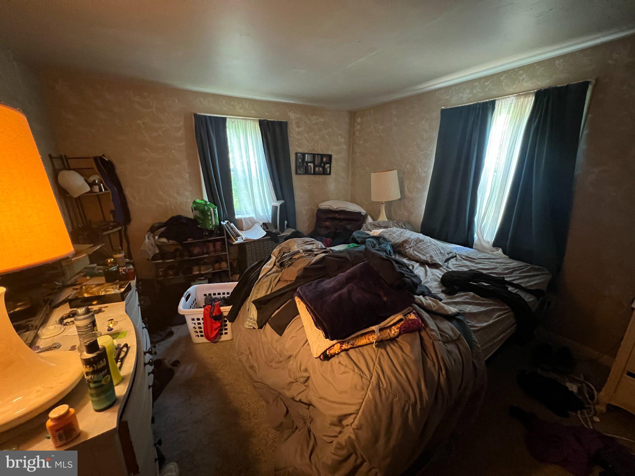 1346 Clarke Road Abington, PA 19001 - Photo 17 of 28 Cozy room with natural light glow.