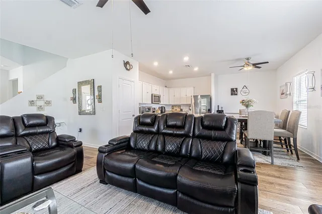 $2,200 | 5265 Cricket Hill Road, Brooksville, FL 34602