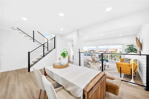 $1,350,000 | 25 Hilltop Circle, Rancho Palos Verdes, CA 90275