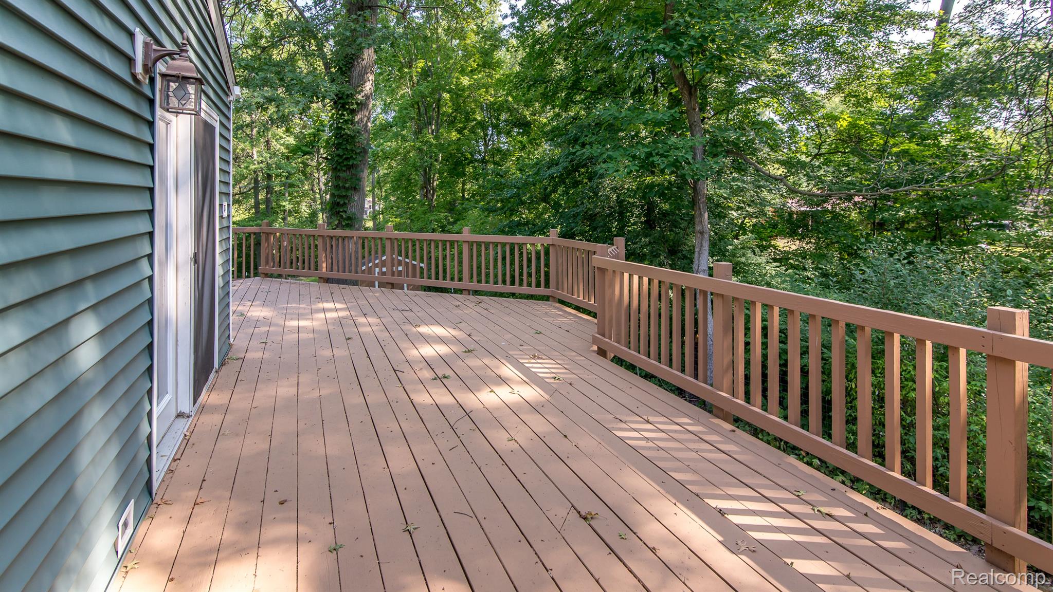 41700 Riggs Road Belleville, MI 48111 - Photo 35 of 47 Deck 1