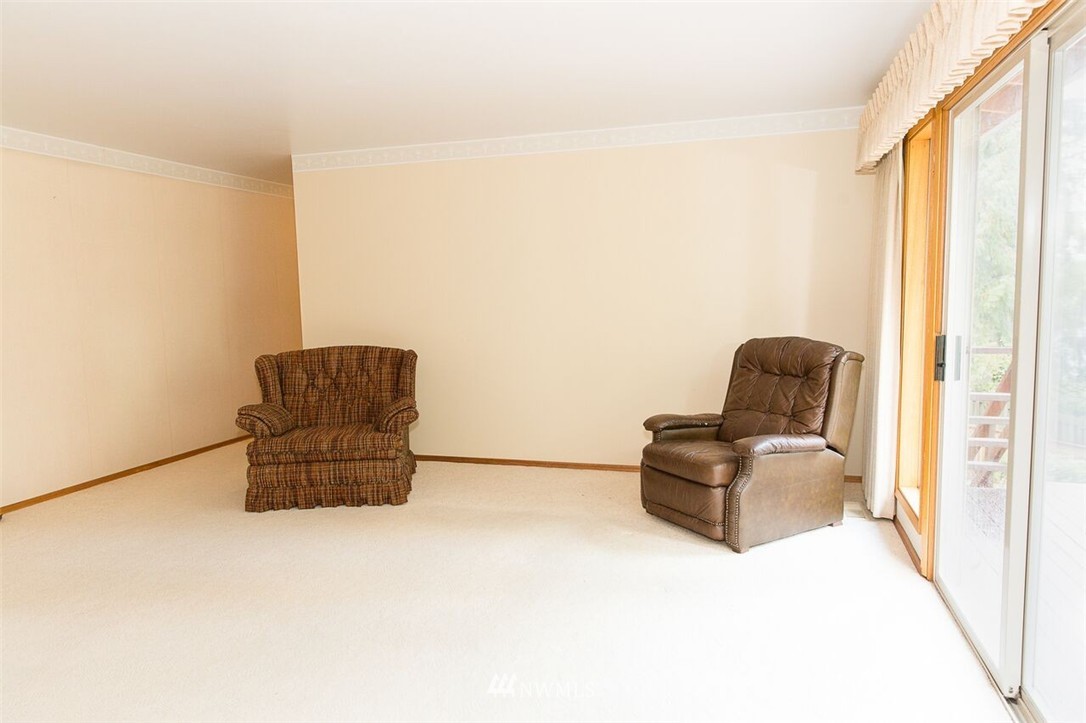 694 13th Way Southwest Edmonds, WA 98020 - Photo 17 of 25 Gallery Image 17