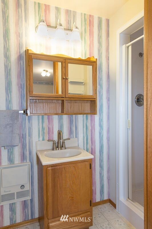 694 13th Way Southwest Edmonds, WA 98020 - Photo 19 of 25 Gallery Image 19