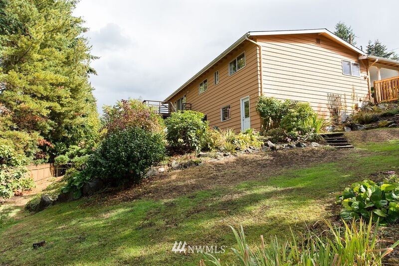 694 13th Way Southwest Edmonds, WA 98020 - Photo 25 of 25 Gallery Image 25