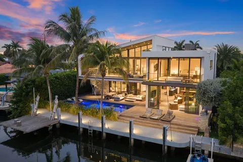 $4,975,000 | 830 Northeast 71st Street, Boca Raton, FL 33487