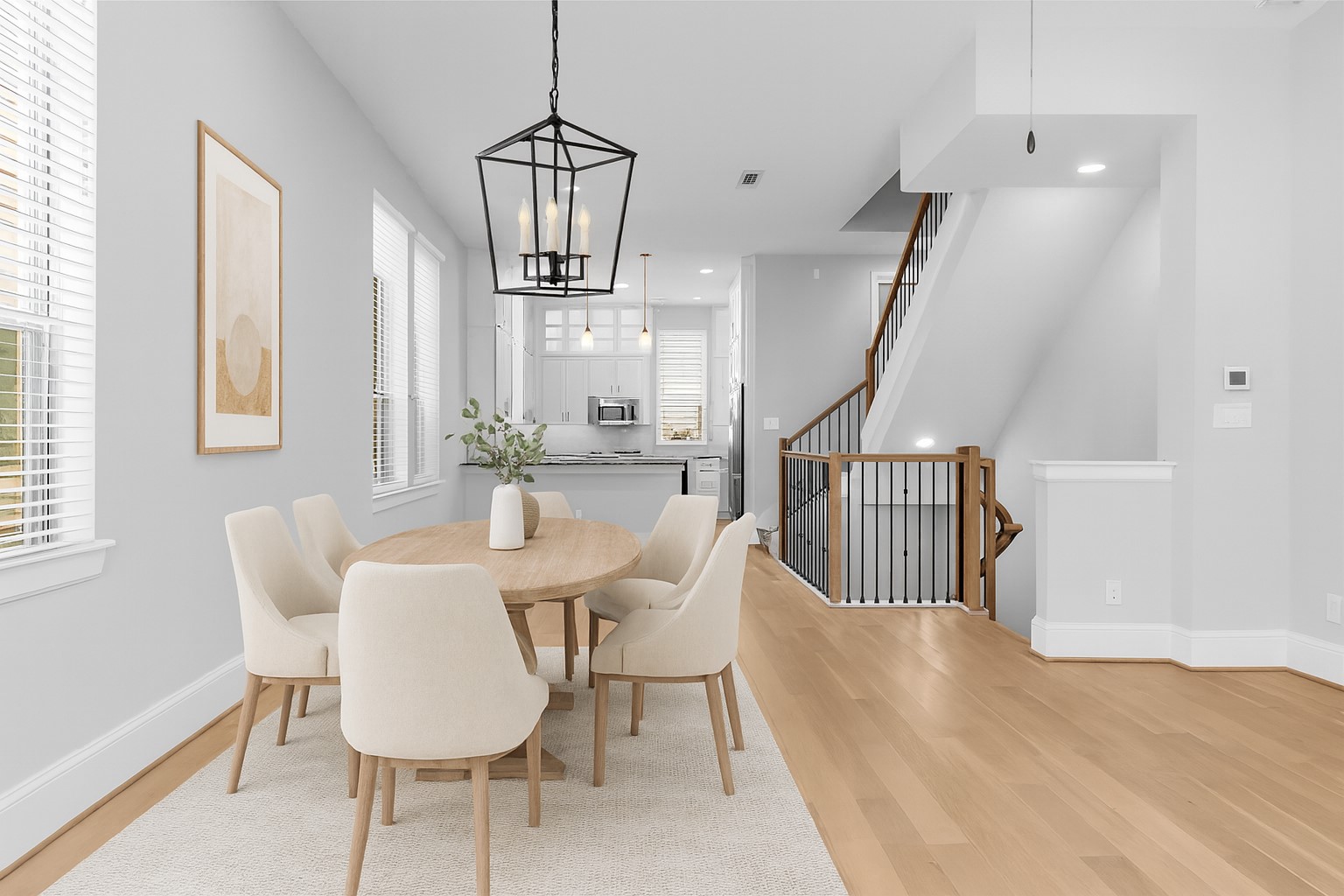 5429 Larkin Street Houston, TX 77007 - Photo 18 of 47 a view of a dining room with furniture