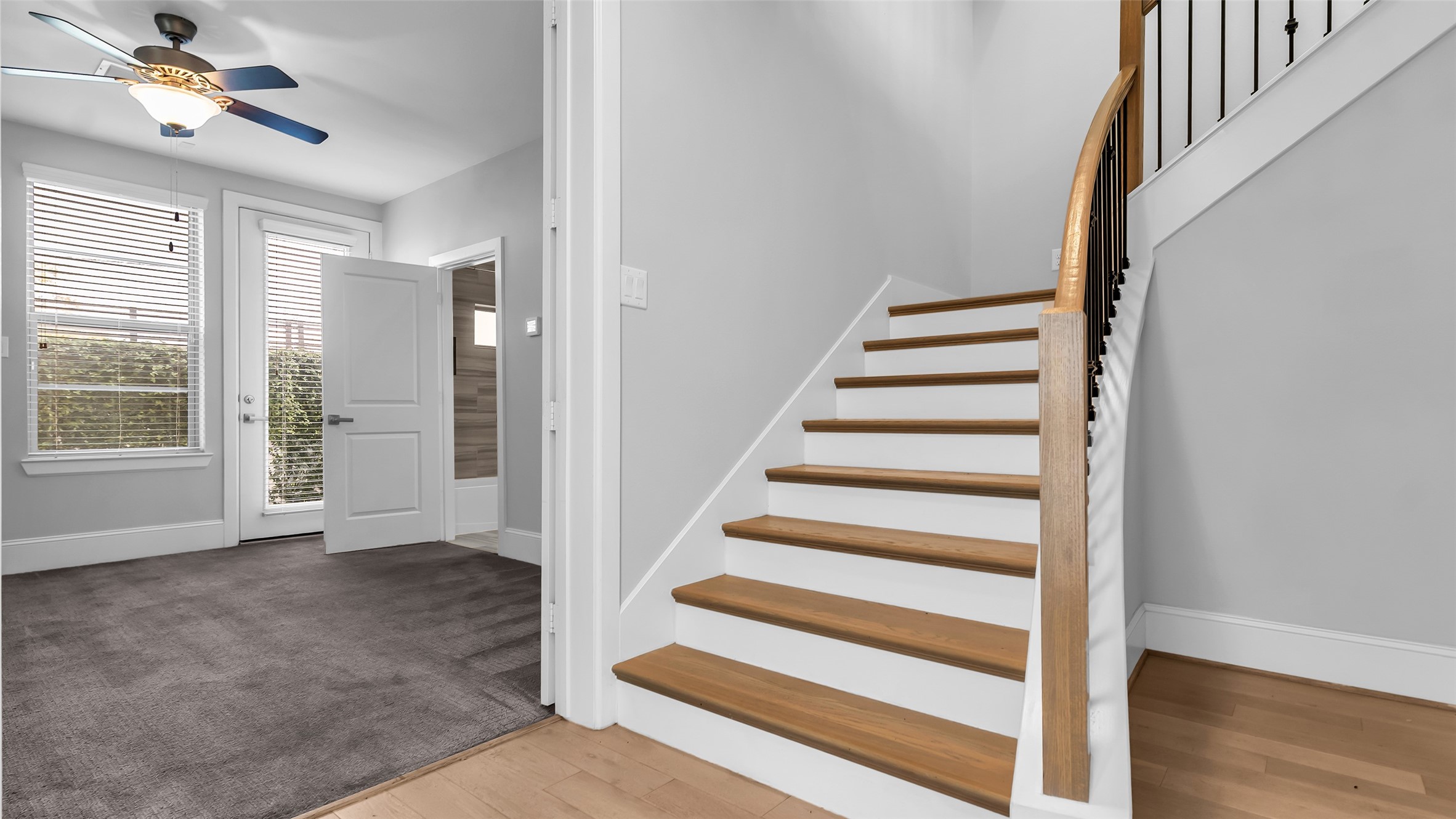 5429 Larkin Street Houston, TX 77007 - Photo 7 of 47 a view of an entryway with staircase