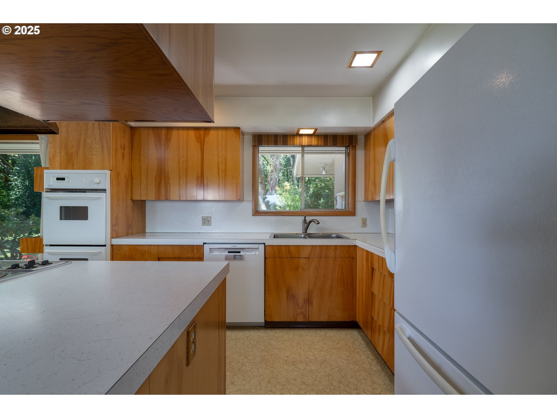 3375 Eagle Crest Road Northwest Salem, OR 97304 - Photo 14 of 42