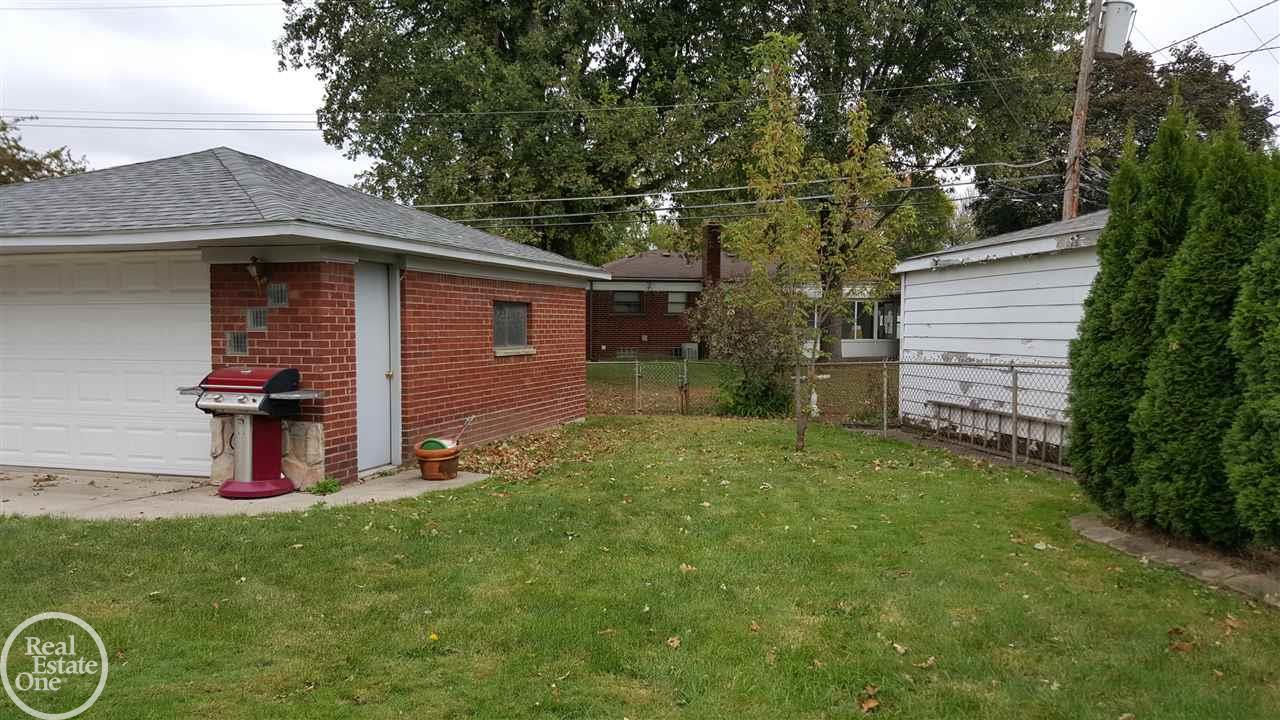 18203 Davidson Road Fraser, MI 48026 - Photo 26 of 27 Gallery Image 26