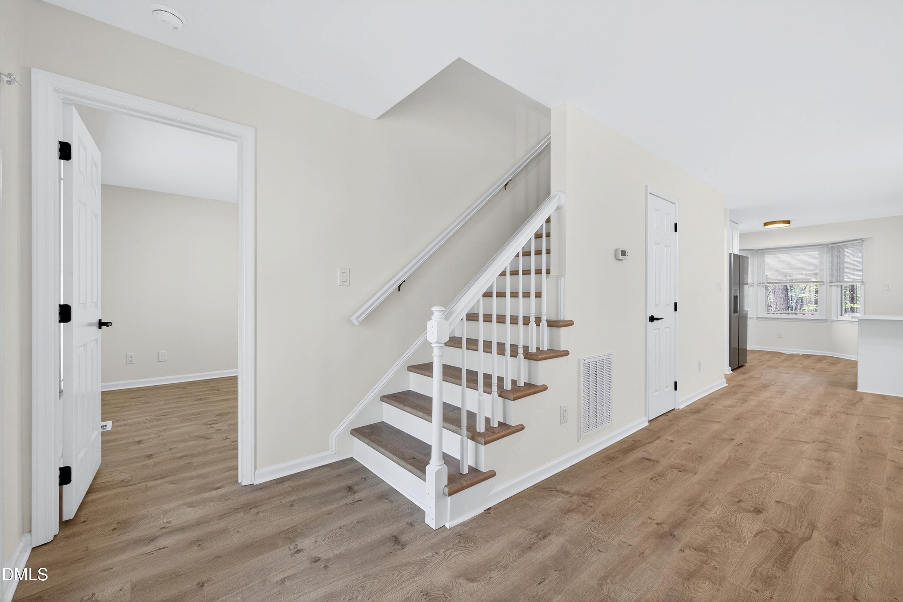 4949 Liverpool Lane Raleigh, NC 27604 - Photo 29 of 59 Entry