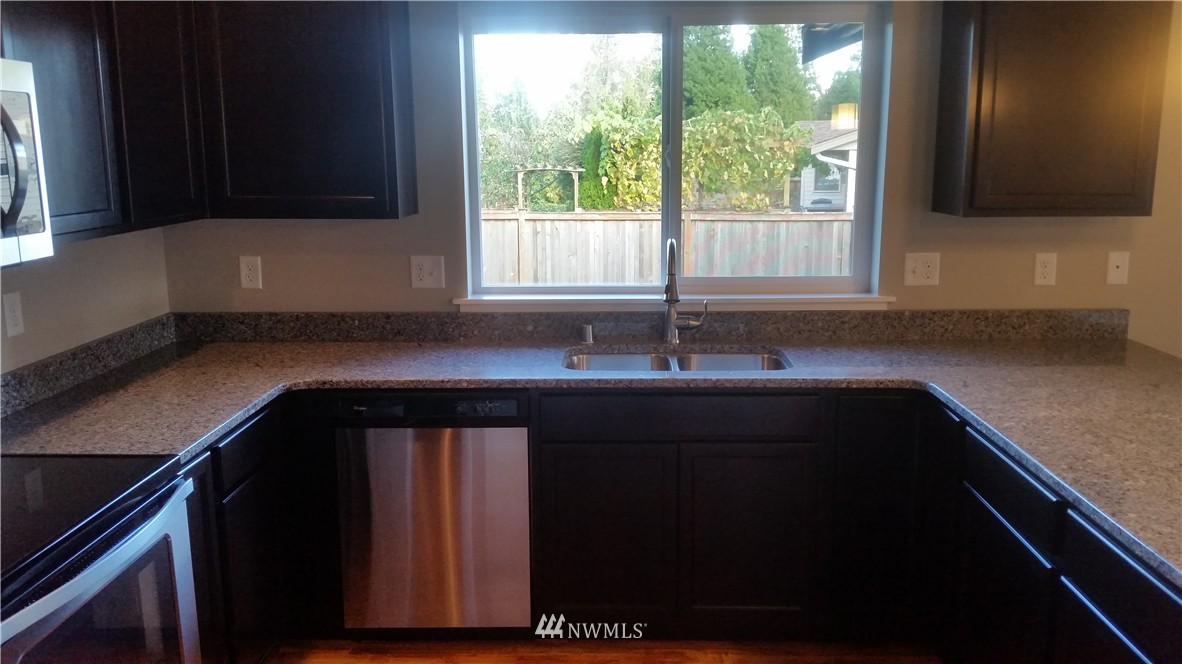 8079 Kispiox Road Birch Bay, WA 98230 - Photo 8 of 15 Gallery Image 8