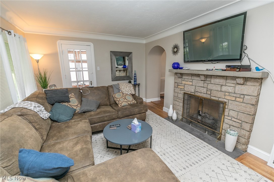 1411 Sheffield Road Cleveland, OH 44121 - Photo 13 of 25
