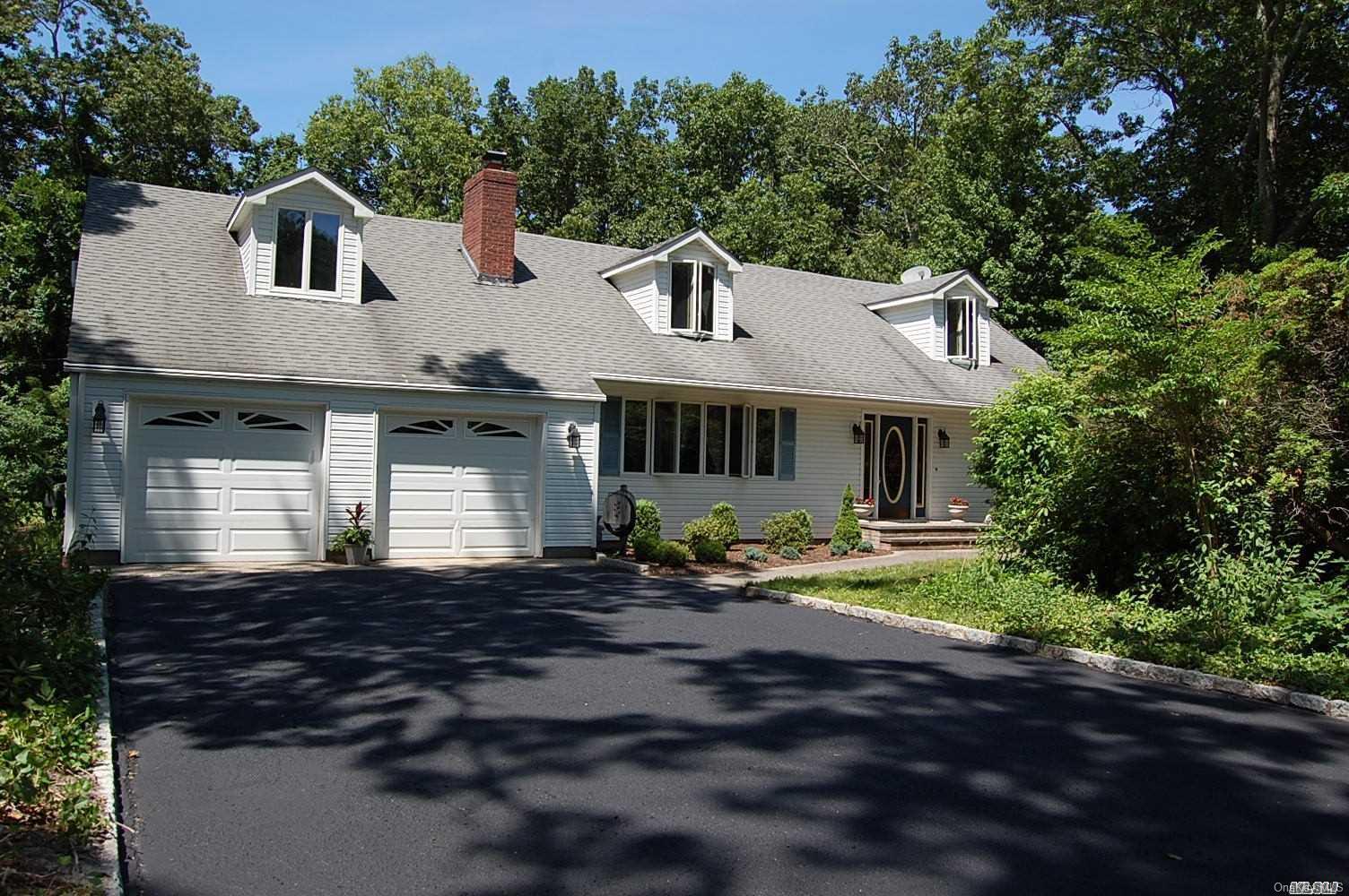 3 Coraway Road Setauket, NY 11733 - Photo 1 of 1 Gallery Image 1