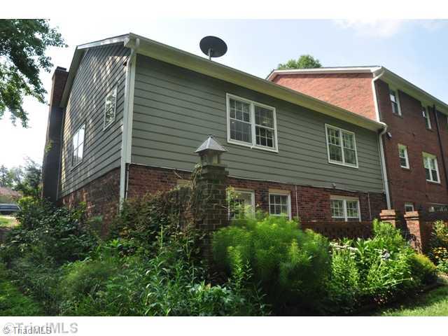 542 Lindley Road Greensboro, NC 27410 - Photo 15 of 15 Exterior Back.