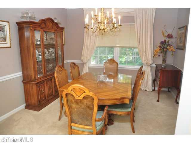 542 Lindley Road Greensboro, NC 27410 - Photo 4 of 15 Dining Room.