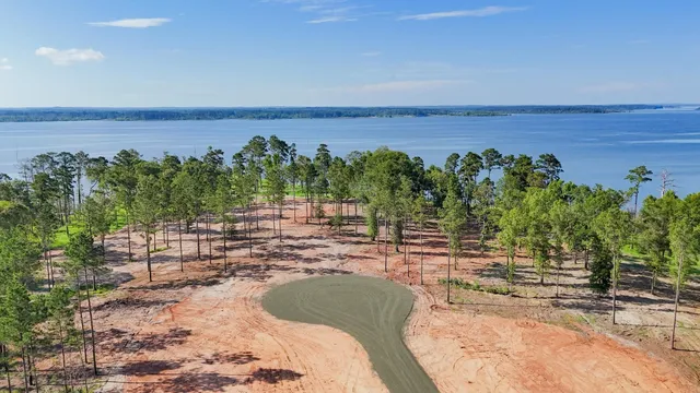 $275,000 | 359 Debbie Lane, Bronson, TX 75930