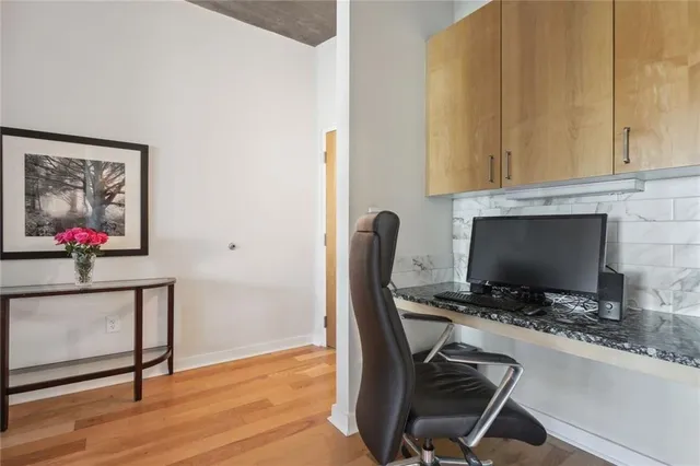 $310,000 | 250 Pharr Road Northeast, Unit 806, Atlanta, GA 30305