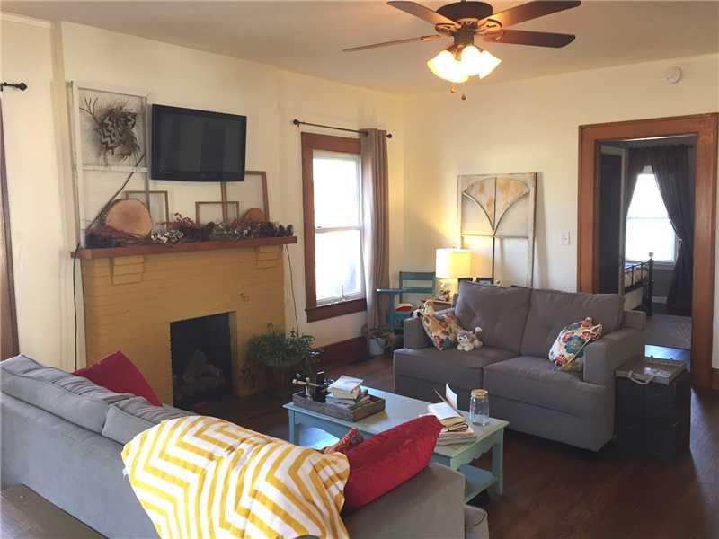 313 South Pendleton Avenue Pendleton, IN 46064 - Photo 3 of 22