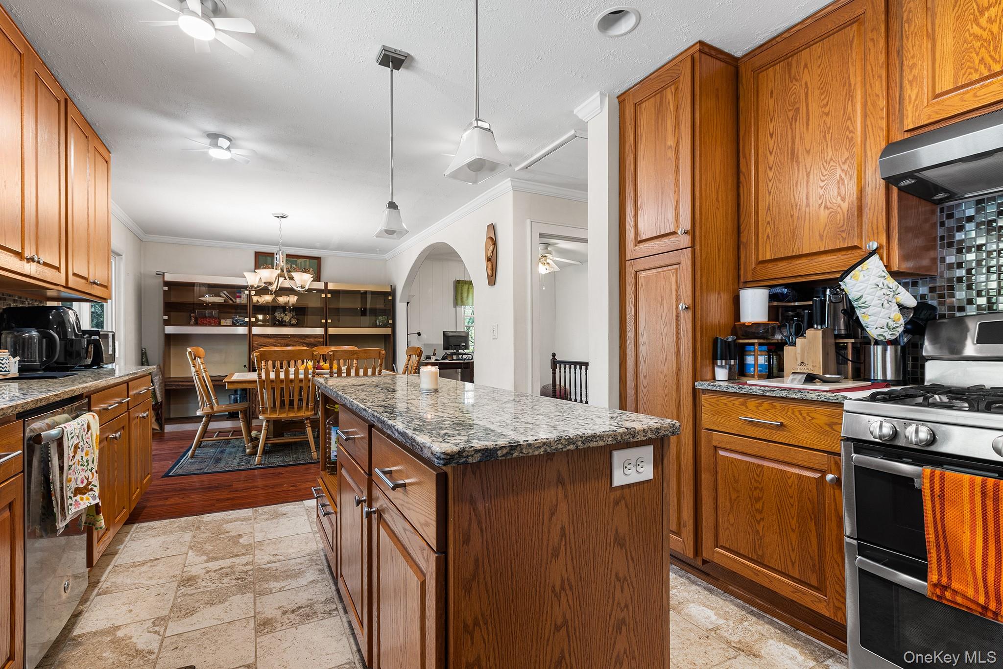 11 Hustis Road Cold Spring, NY 10516 - Photo 6 of 19 Gallery Image 6