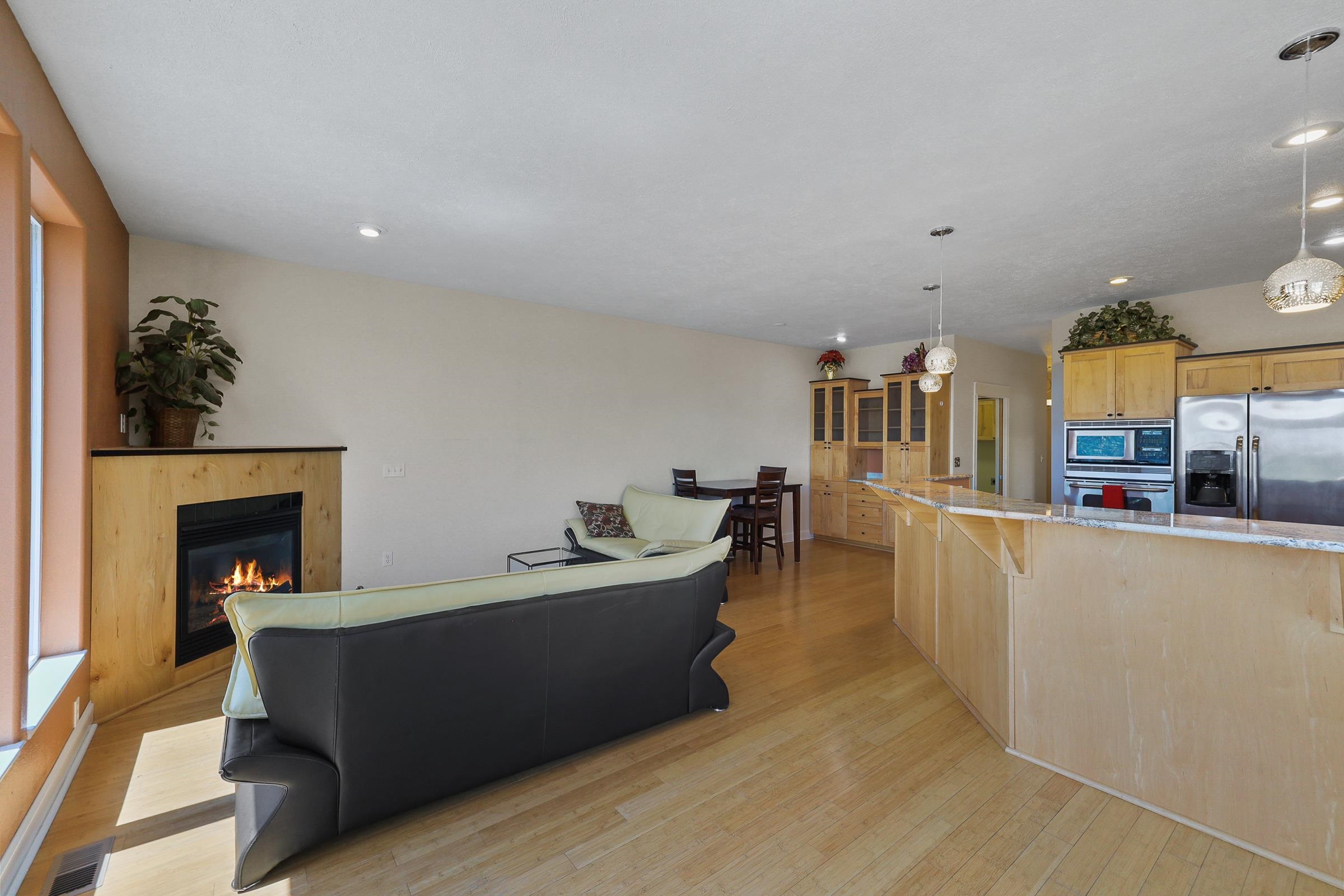 1426 West Cora Court, Unit 2 Spokane, WA 99205 - Photo 11 of 30