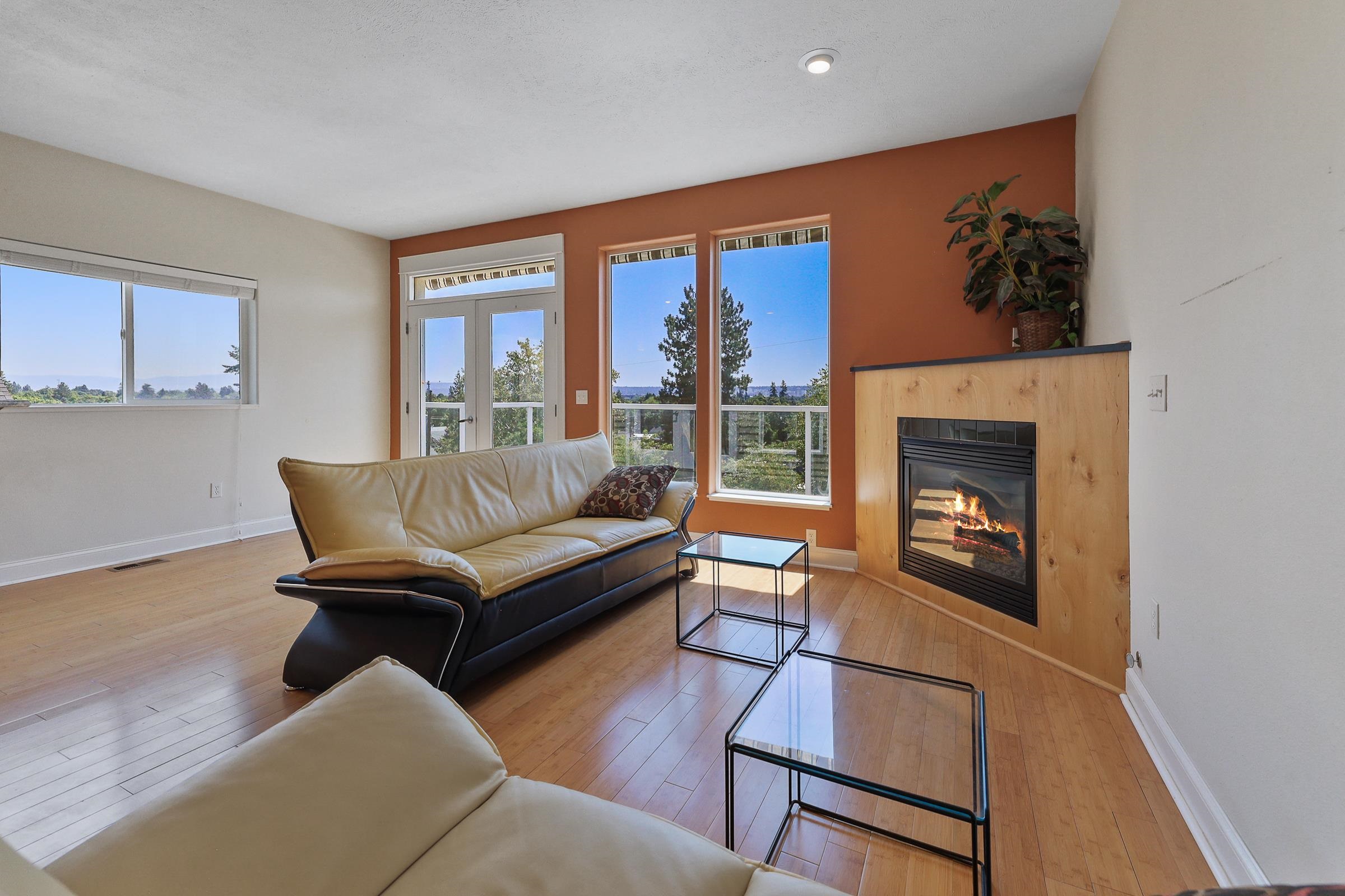 1426 West Cora Court, Unit 2 Spokane, WA 99205 - Photo 8 of 30