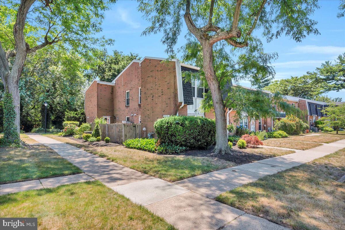 1083 Harbour Drive Palmyra, NJ 08065 - Photo 3 of 30