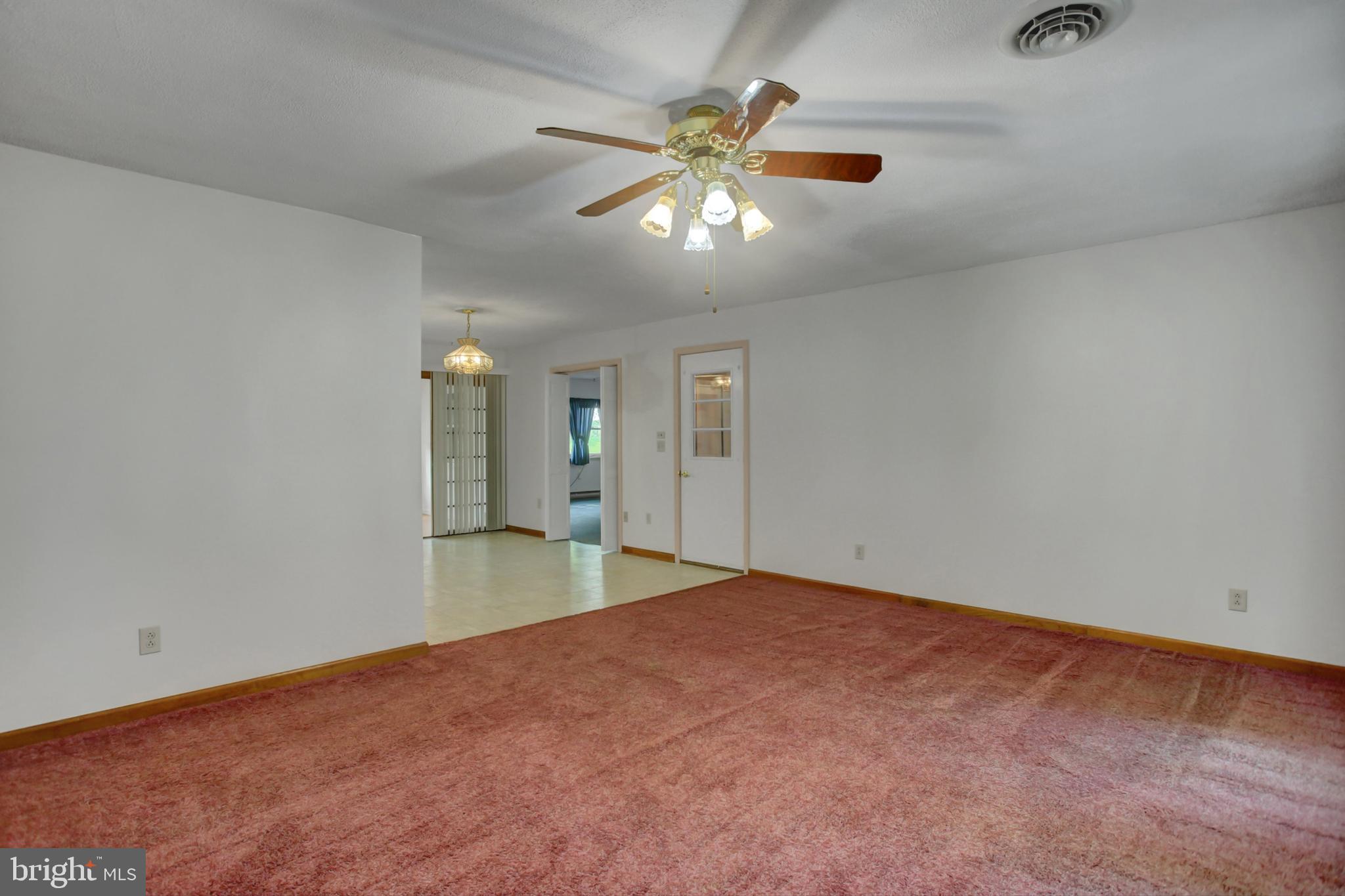 824 Orrtanna Road Orrtanna, PA 17353 - Photo 6 of 39 Gallery Image 6