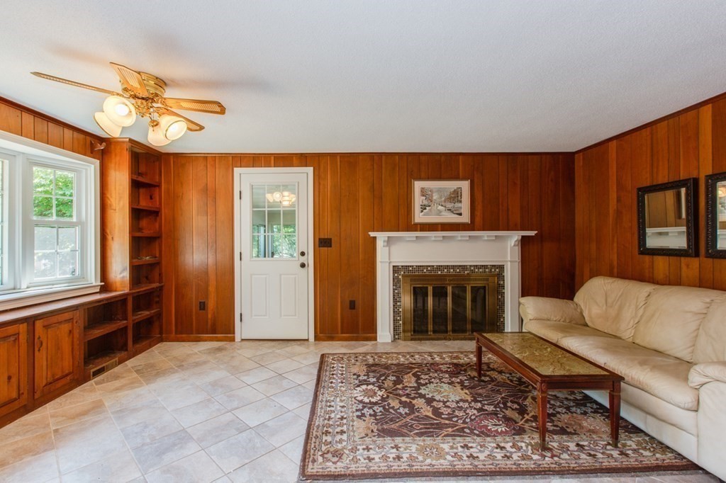 54 Park Road Chelmsford, MA 01824 - Photo 14 of 29