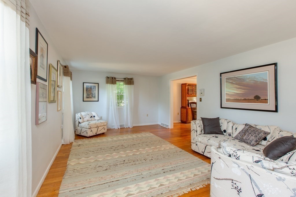 54 Park Road Chelmsford, MA 01824 - Photo 10 of 29