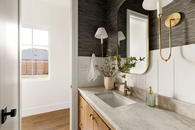 $1,995,000 | 5901 Orchid Lane, Dallas, TX 75230