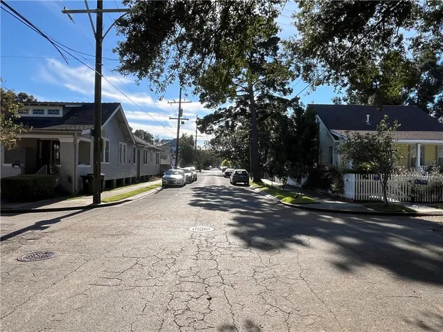 $1,550 | 302 Pine Street, New Orleans, LA 70118