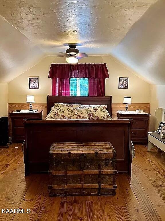 618 Coon Hollow Road Sunbright, TN 37872 - Photo 12 of 60 Main Cabin Suite