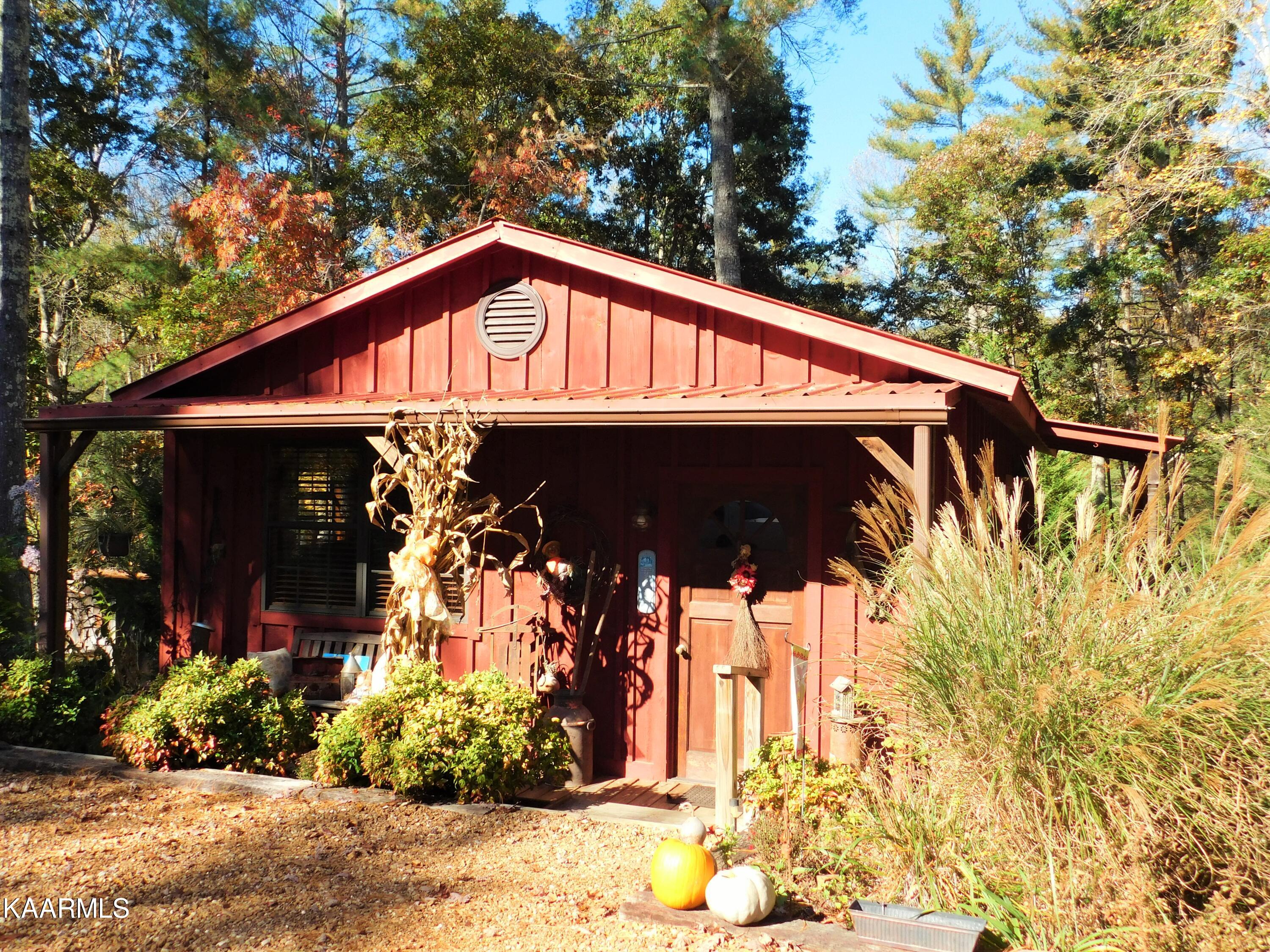 618 Coon Hollow Road Sunbright, TN 37872 - Photo 28 of 60 Cabin 3