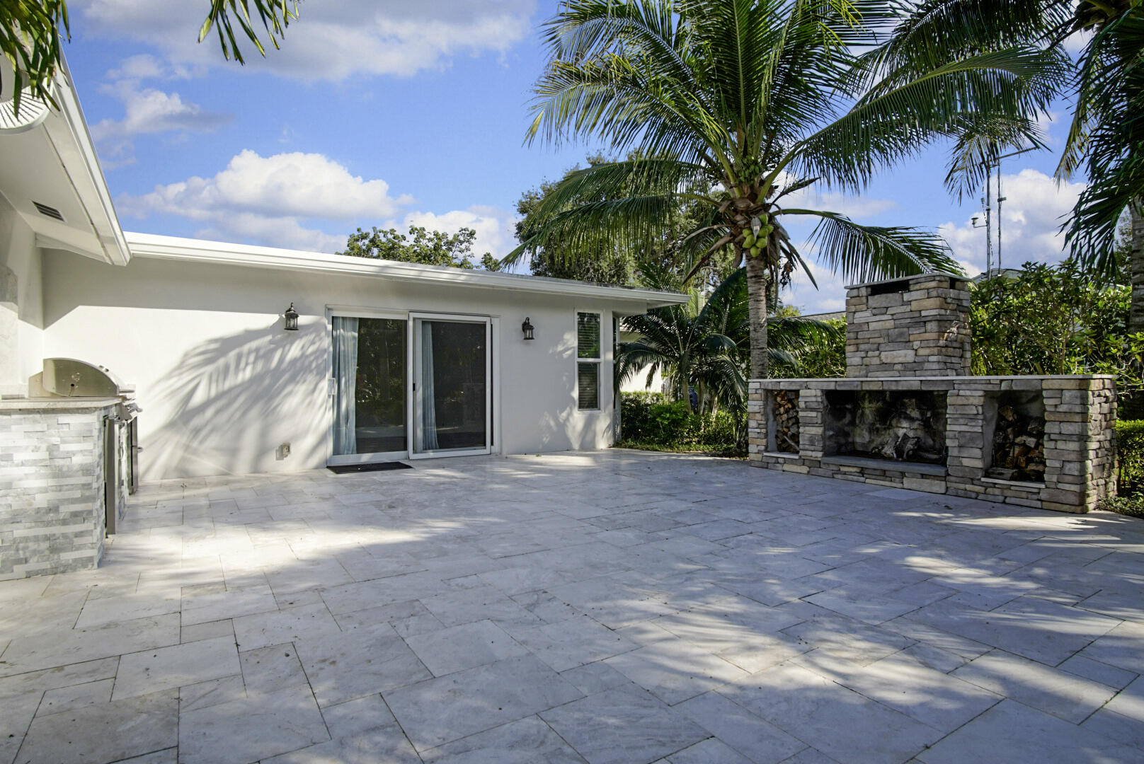 924 Pompano Drive Jupiter, FL 33458 - Photo 30 of 36 Photo Nov 08 2025, 3 18 40 PM