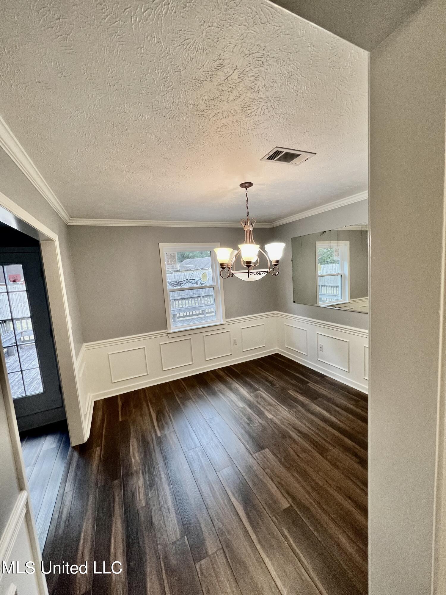 308 Timber Ridge Drive Ridgeland, MS 39157 - Photo 7 of 22 IMG_1534