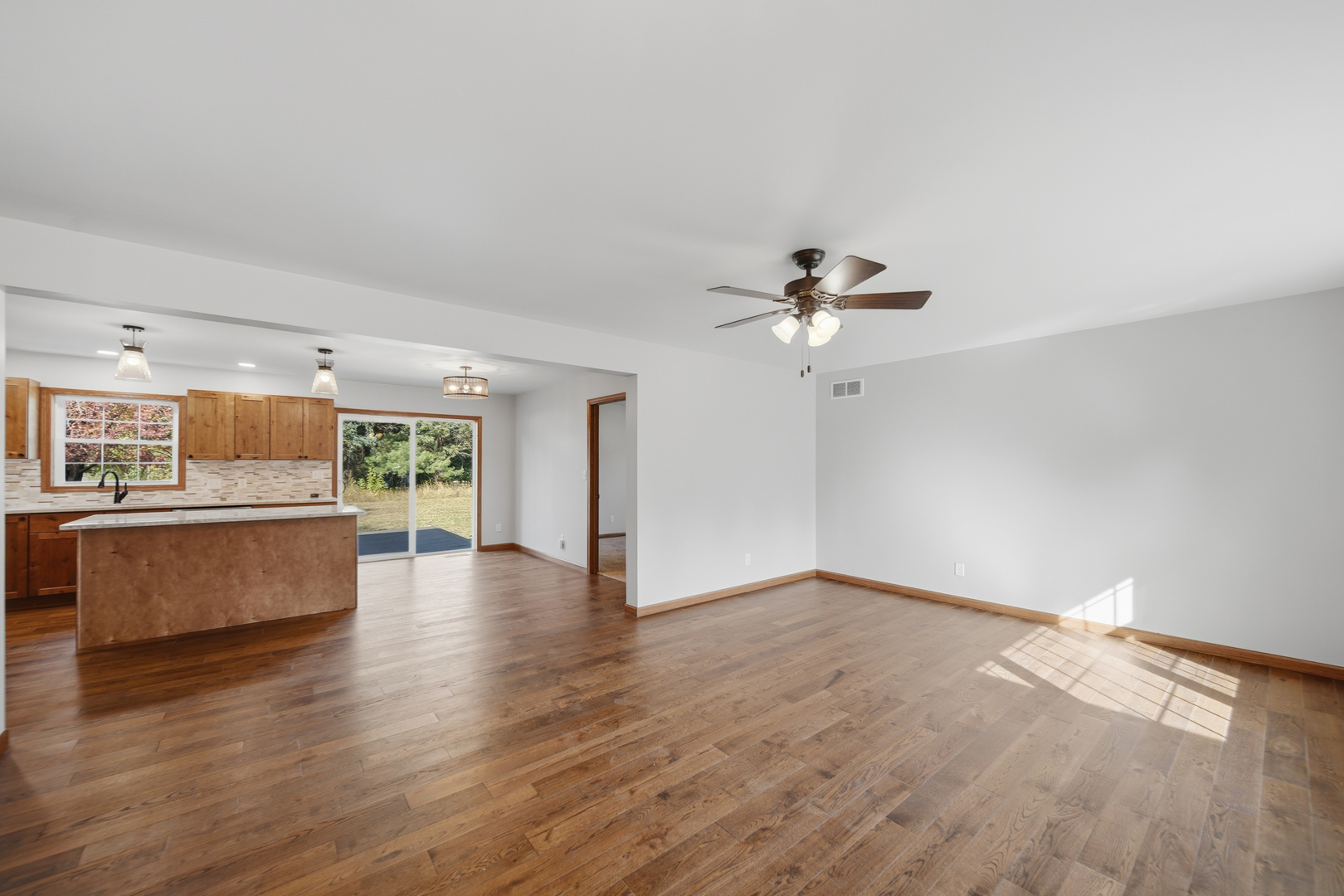 844 Hahn Avenue Dixon, IL 61021 - Photo 16 of 41 a view of livingroom and hardwood floor