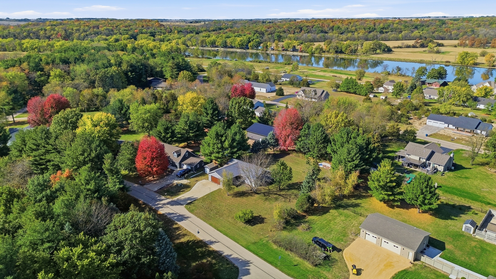 844 Hahn Avenue Dixon, IL 61021 - Photo 5 of 41 an aerial view of multiple house