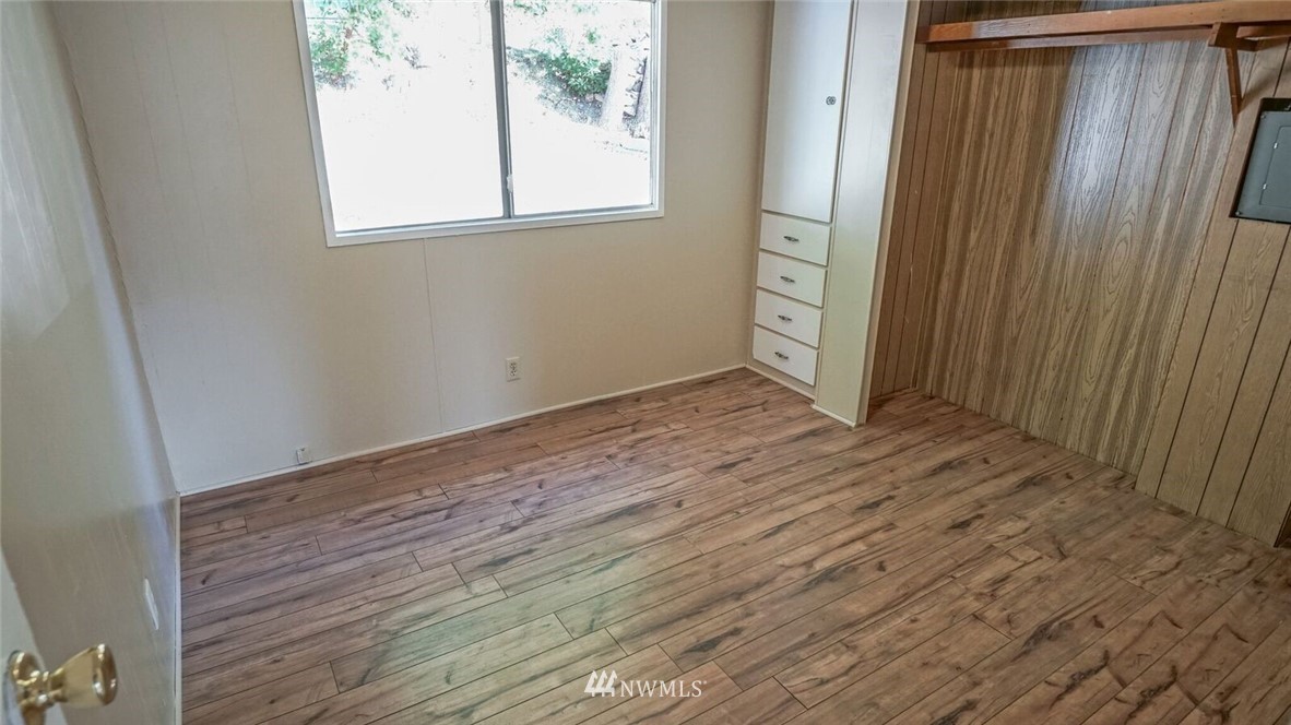 12771 Northeast North Shore Road Belfair, WA 98528 - Photo 11 of 15 Gallery Image 11
