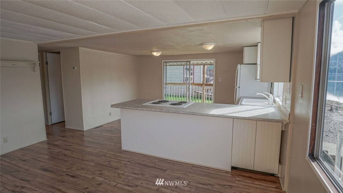 12771 Northeast North Shore Road Belfair, WA 98528 - Photo 8 of 15 Gallery Image 8