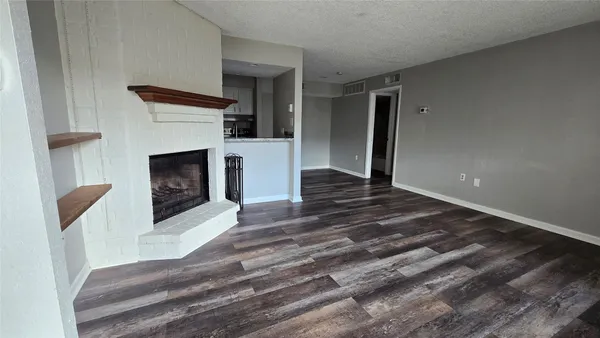 $1,500 | 250 El Dorado Boulevard, Unit 253, Webster, TX 77598