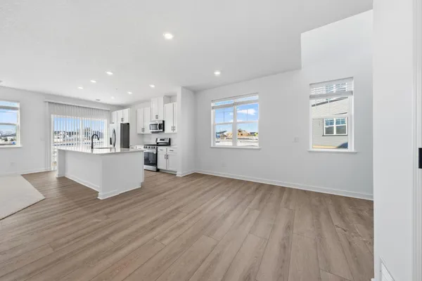 $388,401 | 20033 62nd Place, Hamel, MN 55340