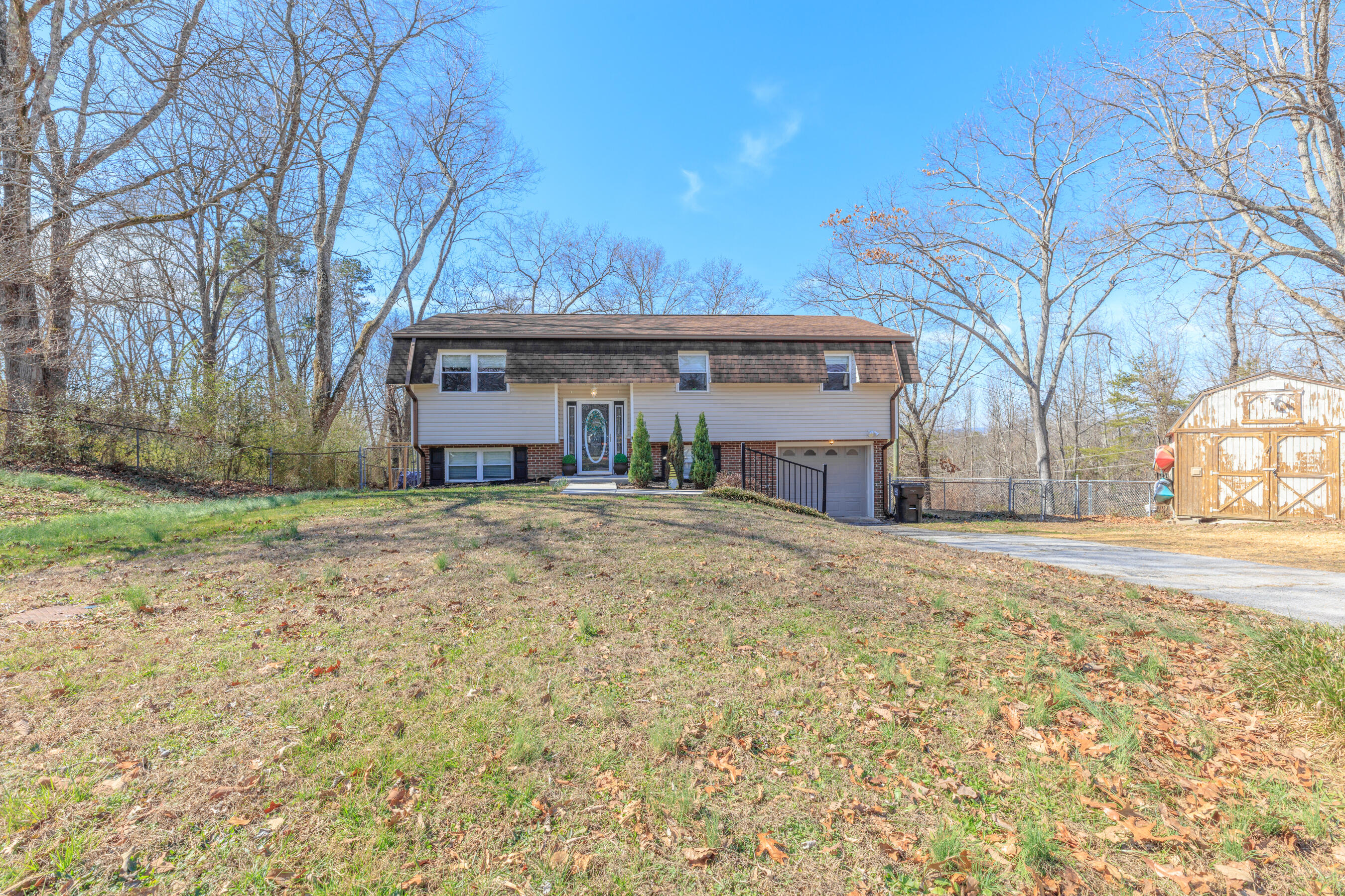 7004 Sleigh Lane Harrison, TN 37341 - Photo 2 of 55 7004 Sleigh Lane HD-1