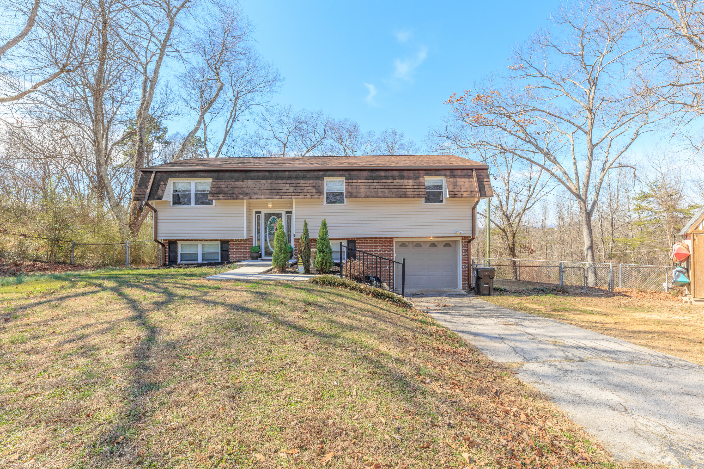 7004 Sleigh Lane Harrison, TN 37341 - Photo 4 of 55 7004 Sleigh Lane HD-3
