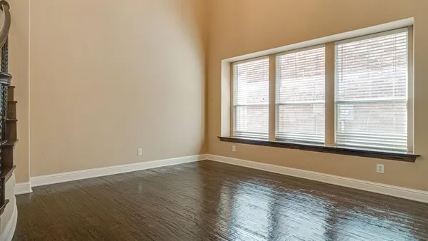 $3,995 | 8394 Fullerton Street, Lantana, TX 76226