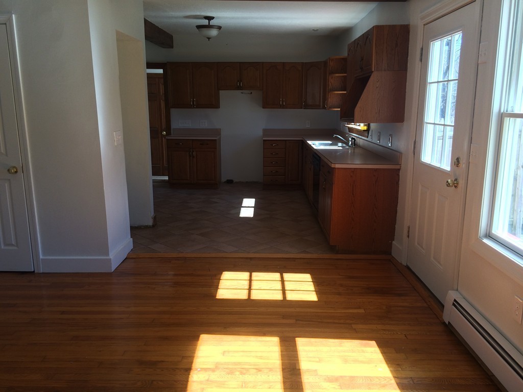 2 Burdon Street Sutton, MA 01588 - Photo 5 of 15 Gallery Image 5