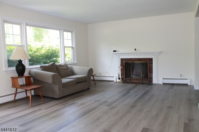 23 House Road Morristown, NJ 07960 - Photo 2 of 24